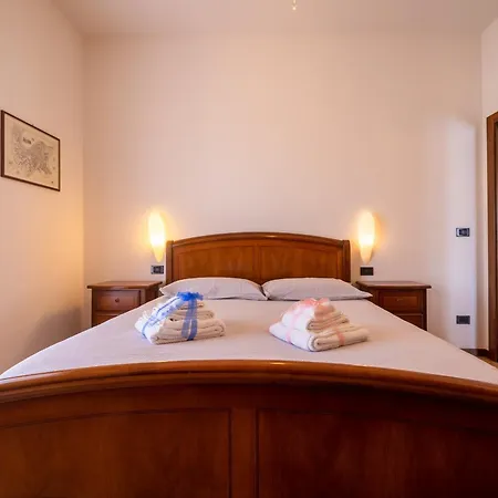 Marullina - Arena Di A 10 Minuti Apartment *